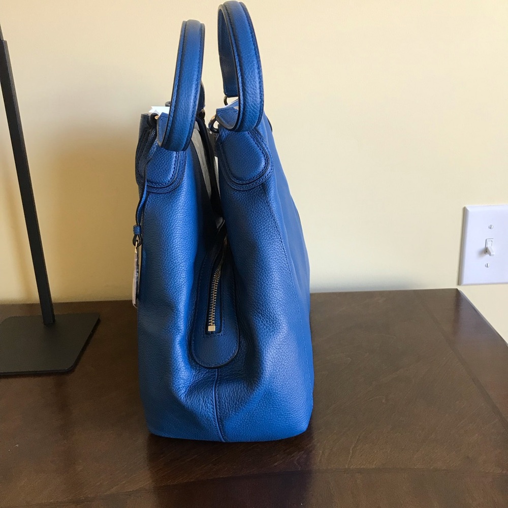 Handbag - Picture 3 of 7